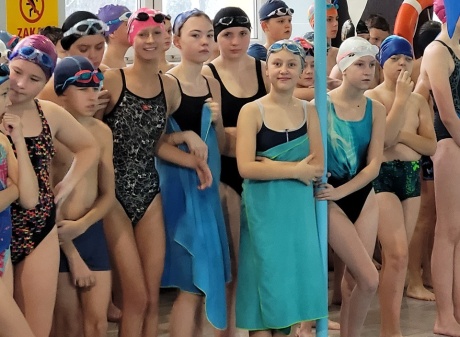 Powiększ obraz: 2022-Pływanie Dziewczęta Rejon- 3